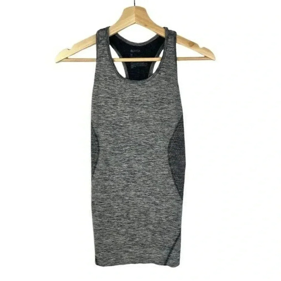 Zella Gray Fitted Racerback Athletic Tank Top M - Picture 1 of 3